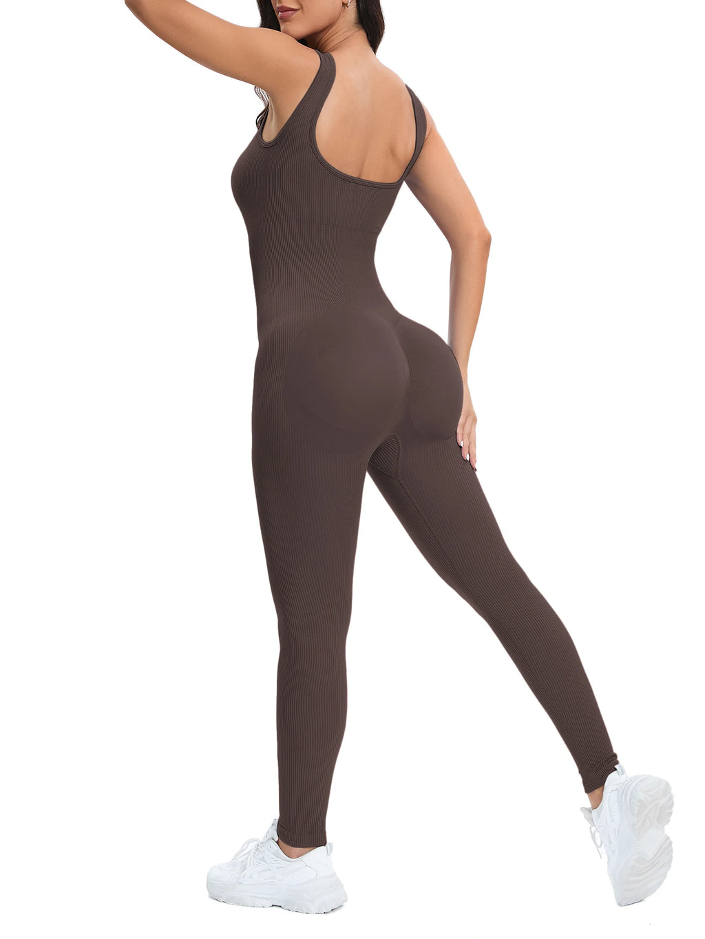 Geribde shapewear-jumpsuit met vierkante hals en ingebouwde bh | Pinky Posh Boutique